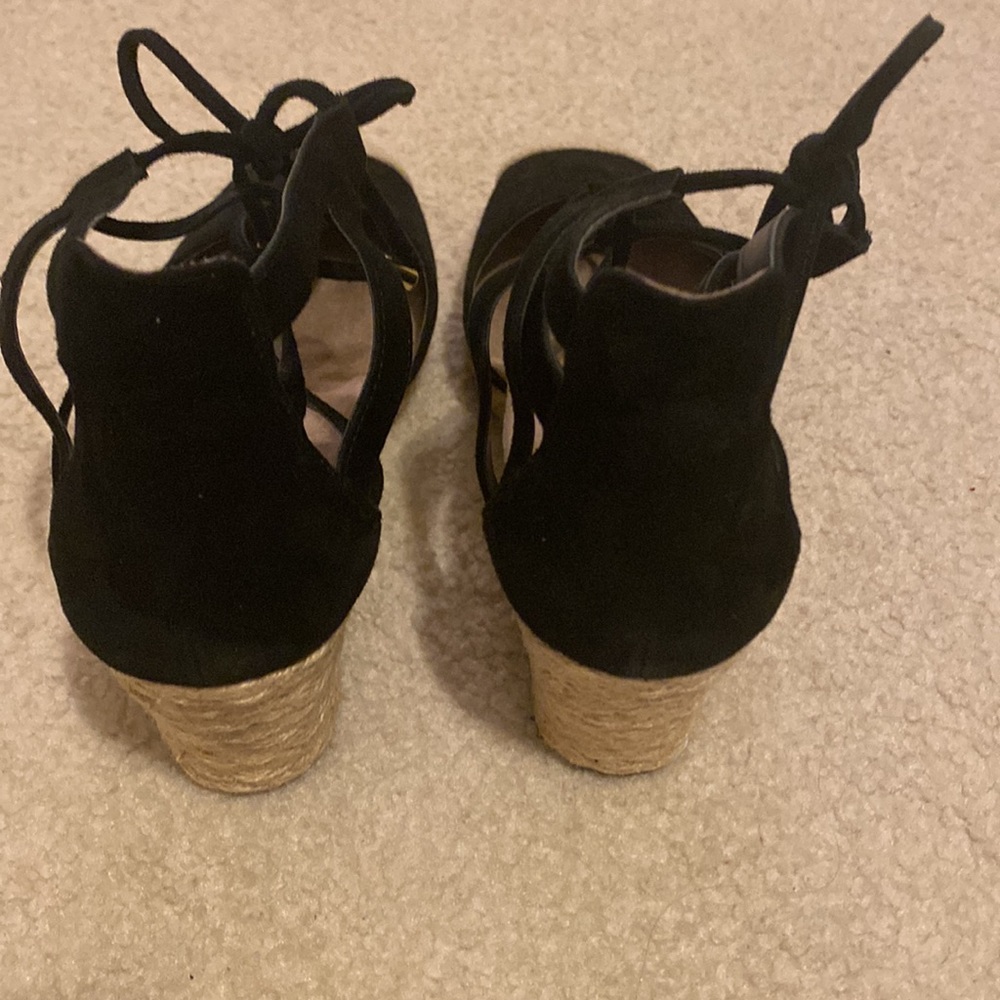 Vionic Size 9 - image 2